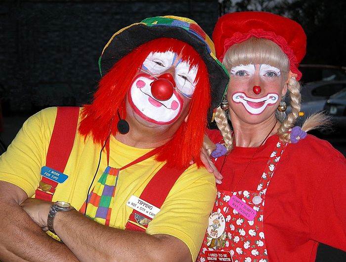 clowns